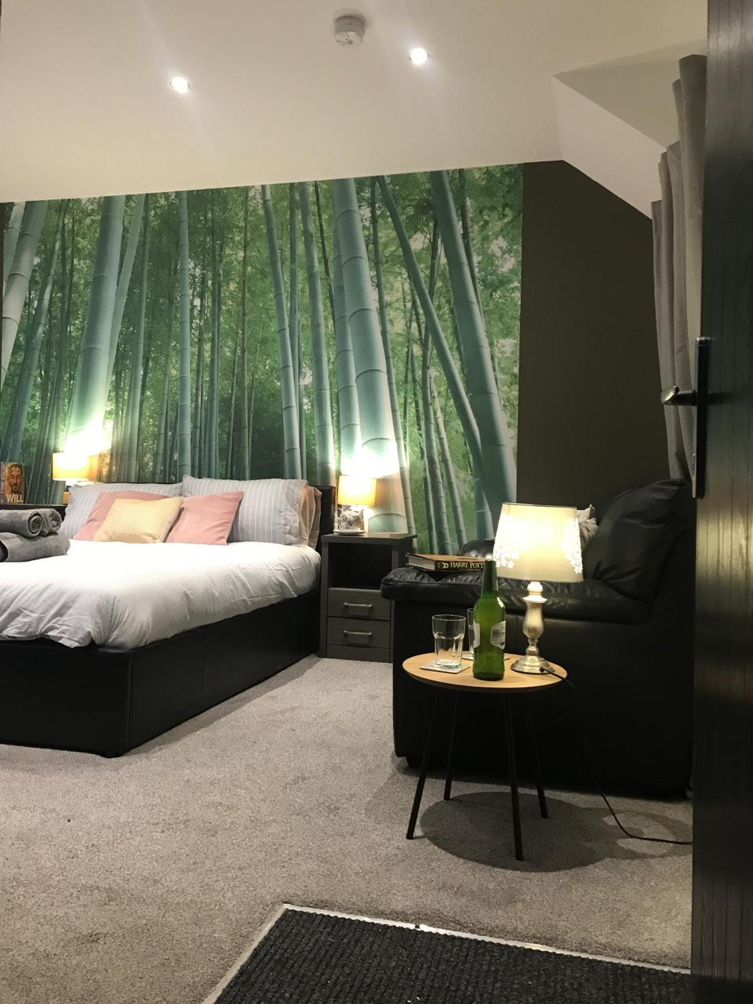 Contemporary 1 Bed Studio For Comfy Stay In Wigan Eksteriør billede